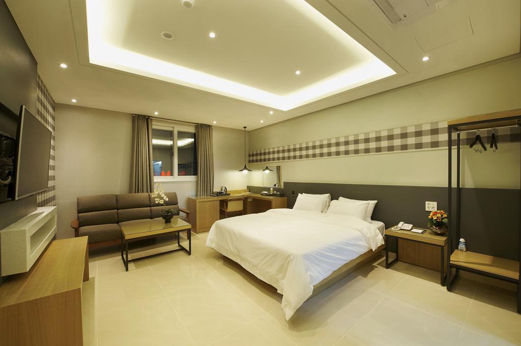 Hotel B Gwangju Metropolitan City Buitenkant foto